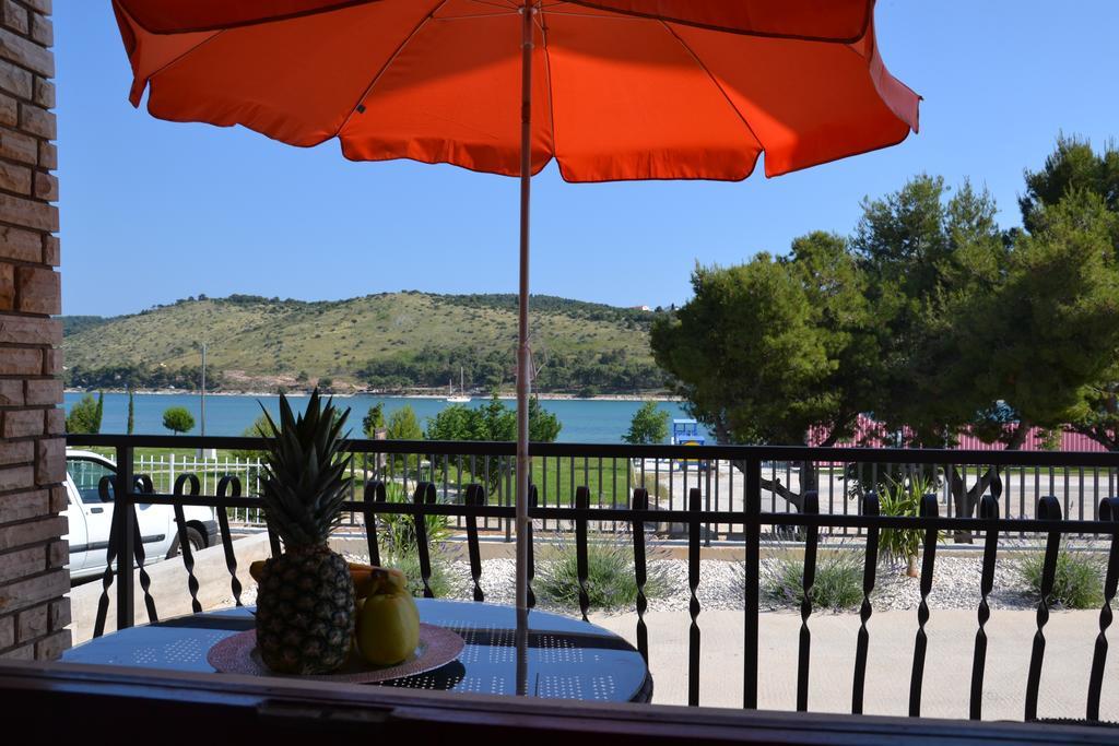 Apartment Kate Trogir Bilik gambar